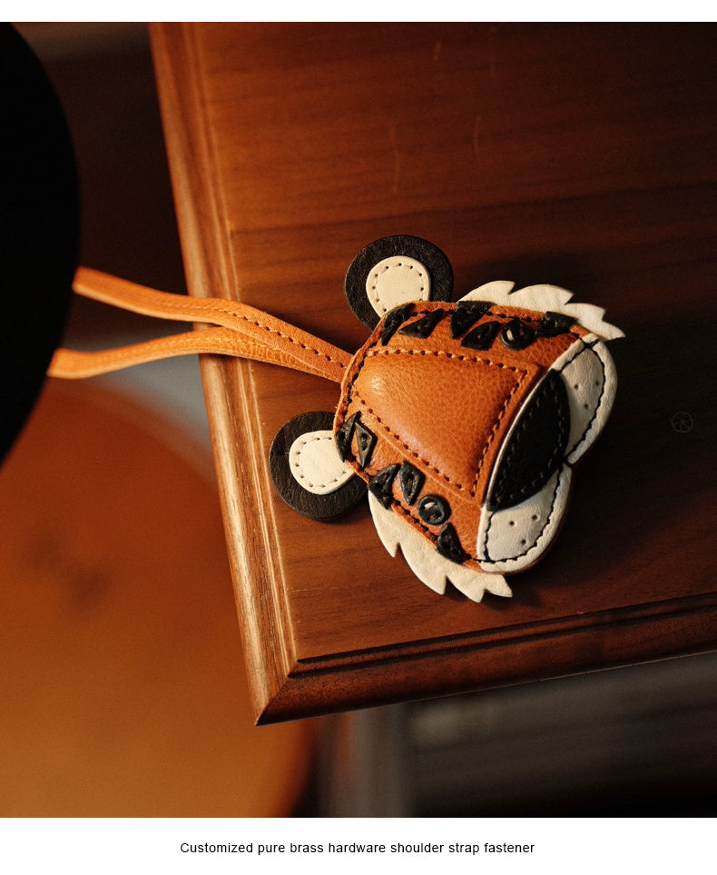 HALF WORK cowhide bag pendant genuine leather retro handmade tiger head pendant tiger zodiac bag pendant