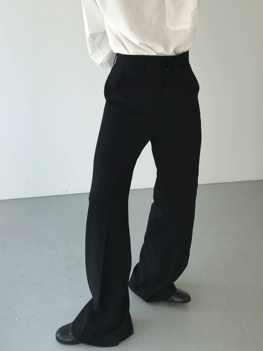 COLN Trendy Premium Flared Trousers