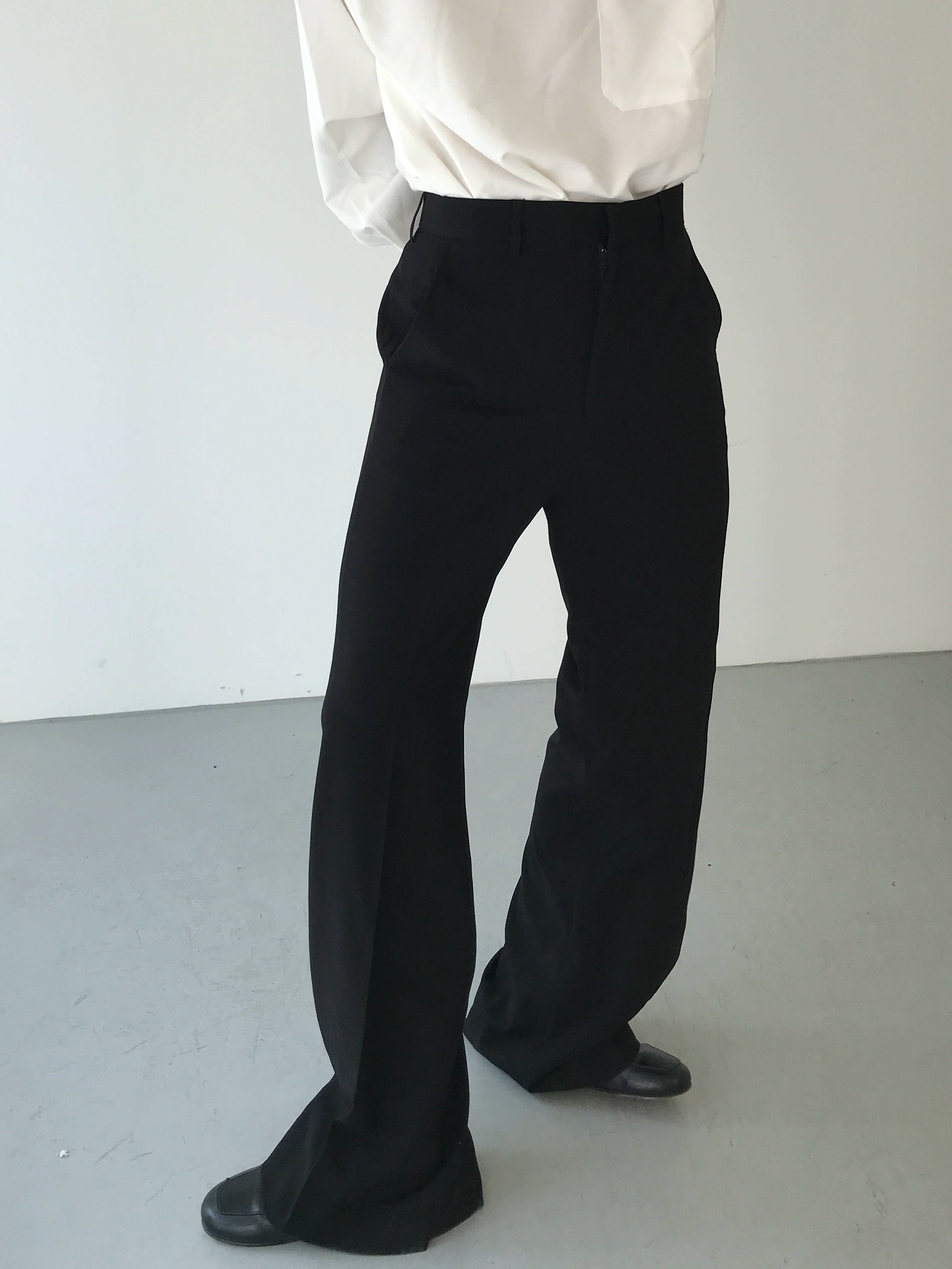 COLN Trendy Premium Flared Trousers