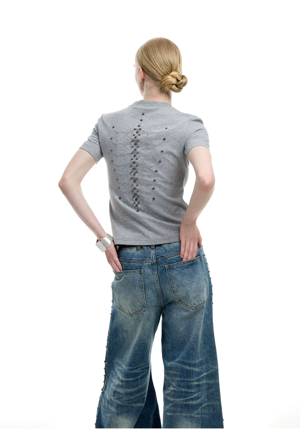 ArguECulturE Niche Front Shoulder Slim Tee