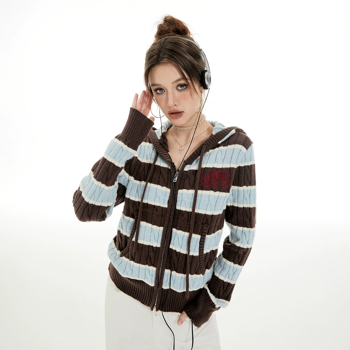 IMONE Vintage Contrast Striped Patch Embroidered Hooded Cardigan