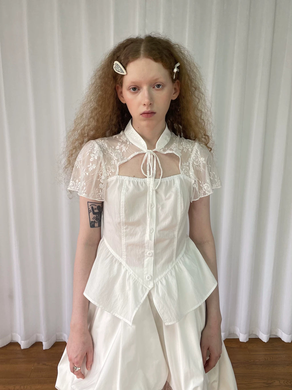 Loosesmell Jacquard Lace Stitched Short Sleeve Shirt