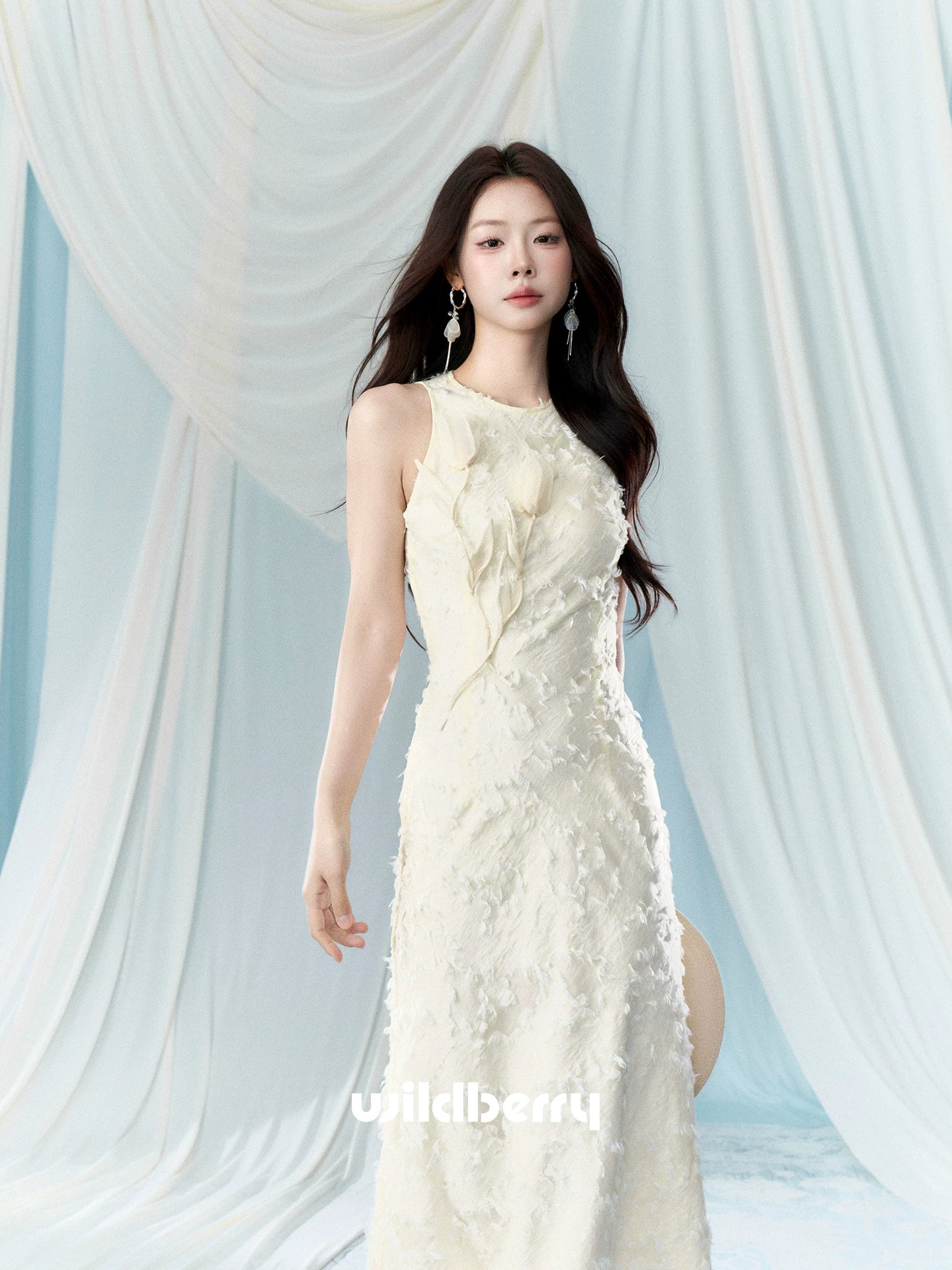 Wildberry Premium Waist Sleeveless Dress