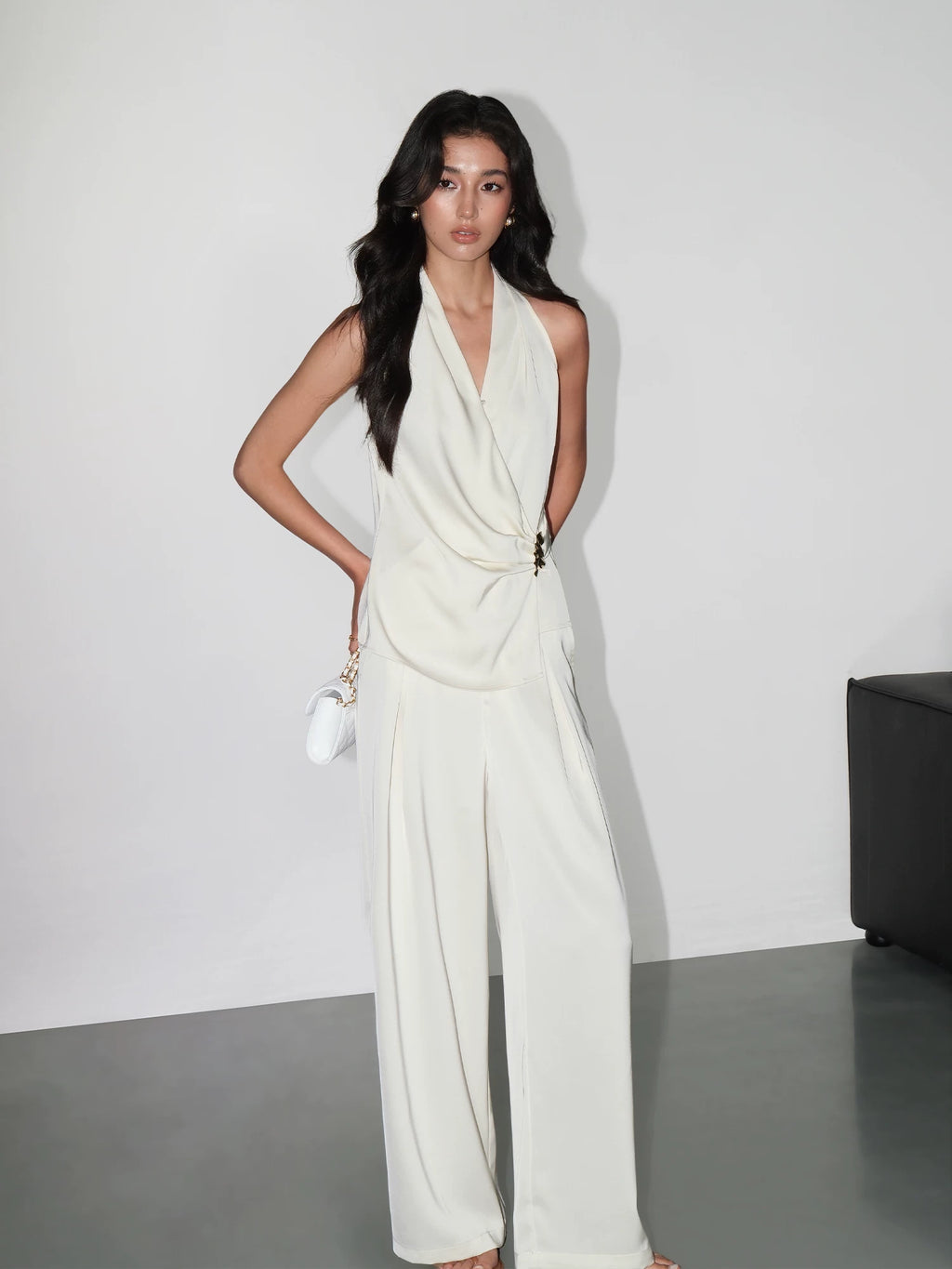 NEVA HU Pleated Satin V-neck Neck Vest Wide-leg Pants Set