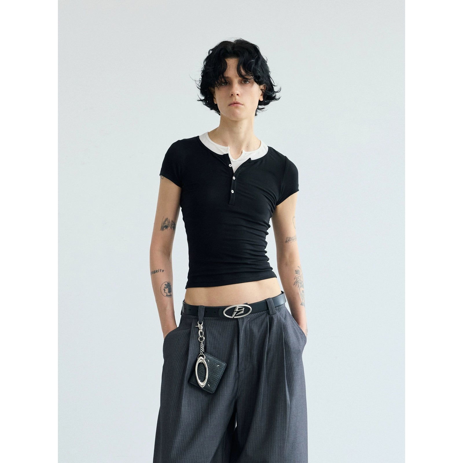 PEOPLESENSE Henry Collar Fake Two-piece Stacked Slim-fit Short Tee