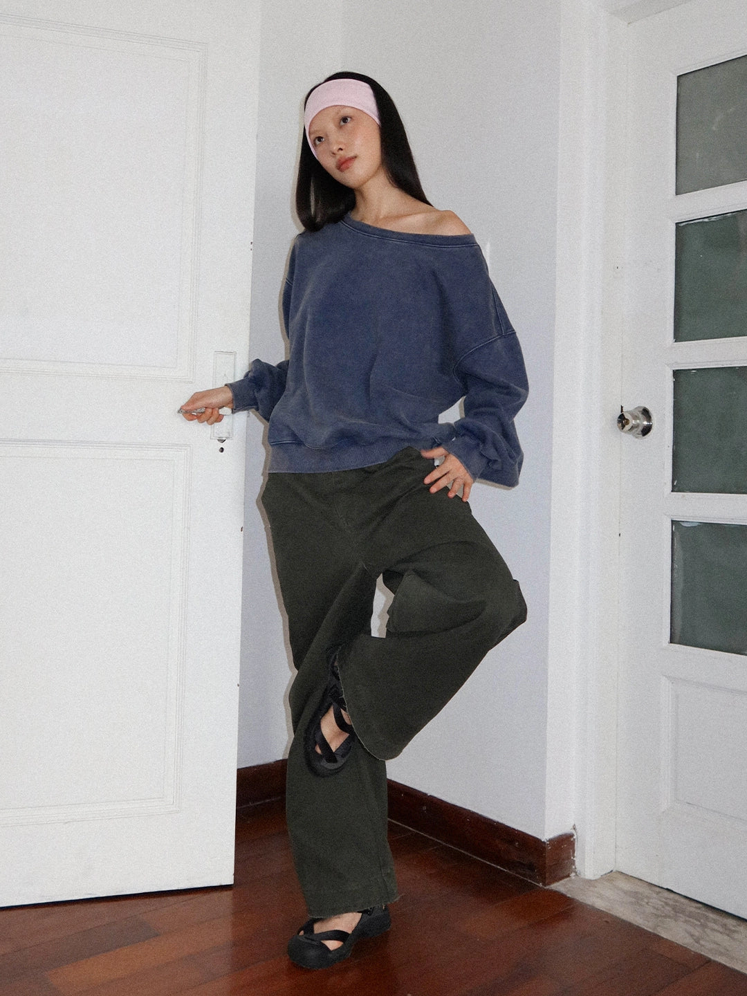 FUNKYFUN Loose Boat Collar Drop Shoulder Pullover Sweater