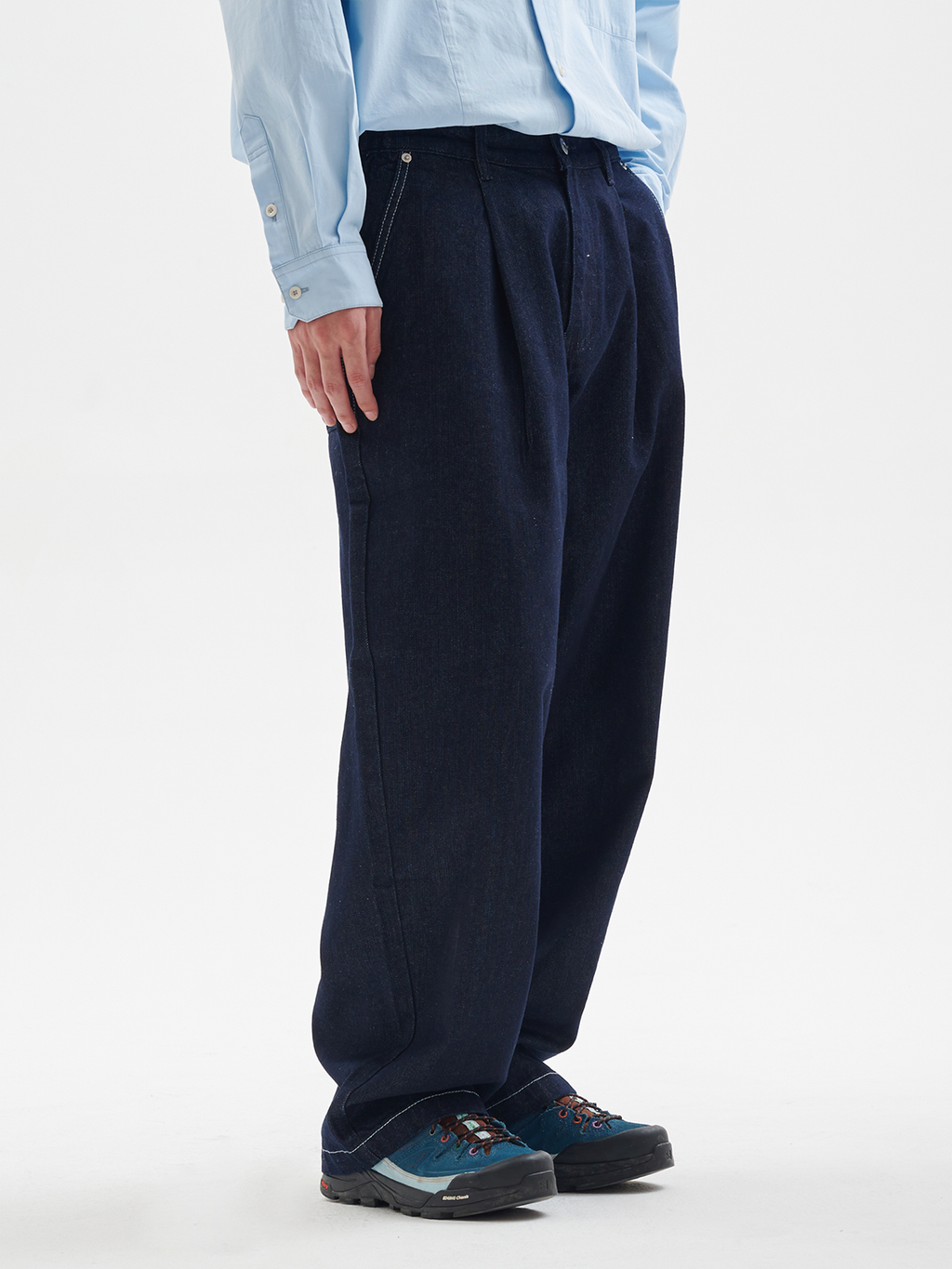 BUTTBILL Japanese bright line washed jeans