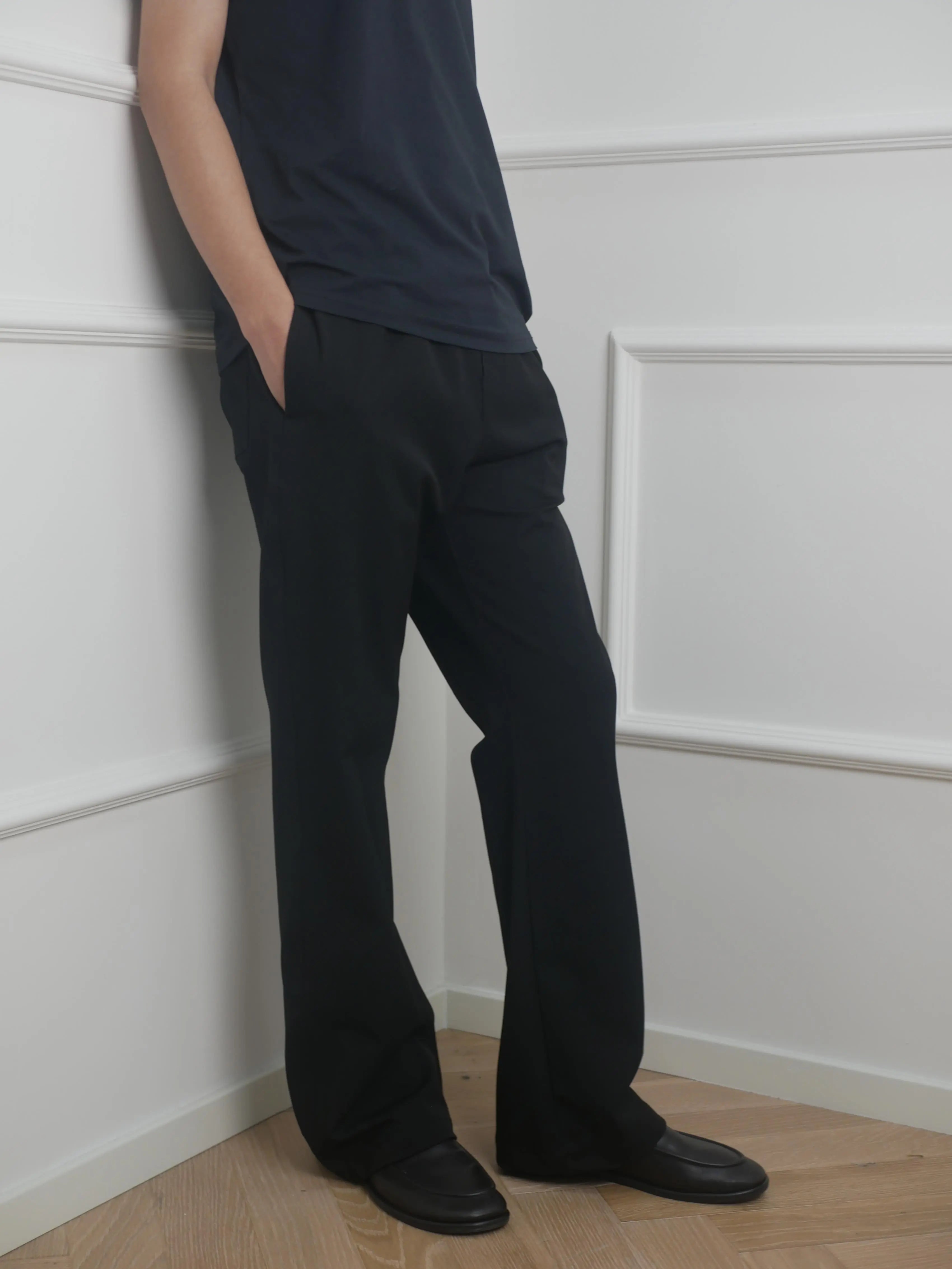 NO LOGO Lyocell Micro-pants