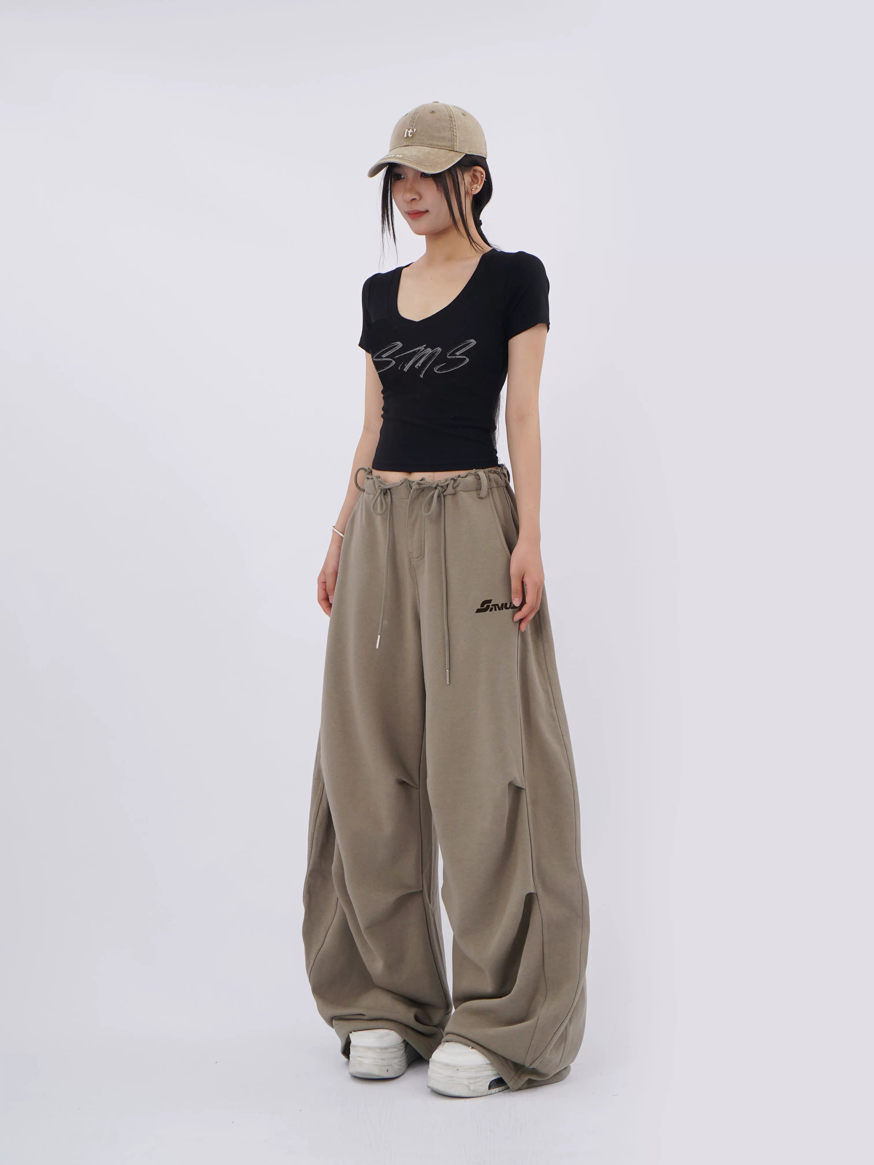 SAMUSAN Pleated Waist Tooling Sweatpants