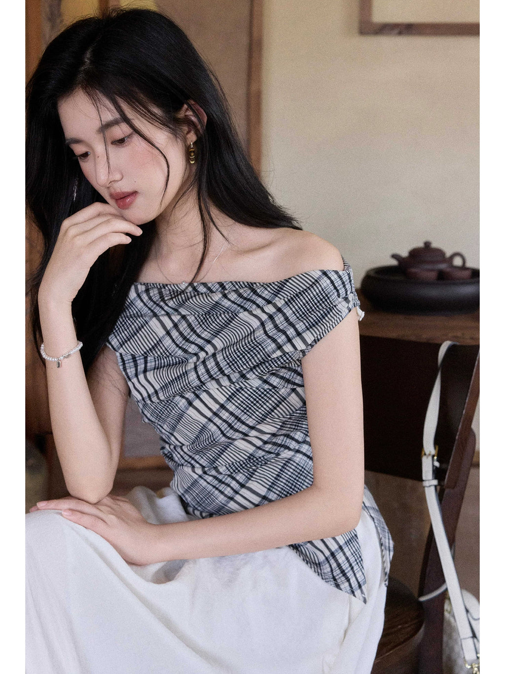 TYANG Retro Plaid Shoulder Top