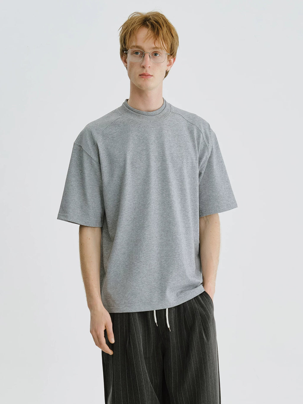 LIVINGTOWN Small Neckline Simple Casual Loose Tee
