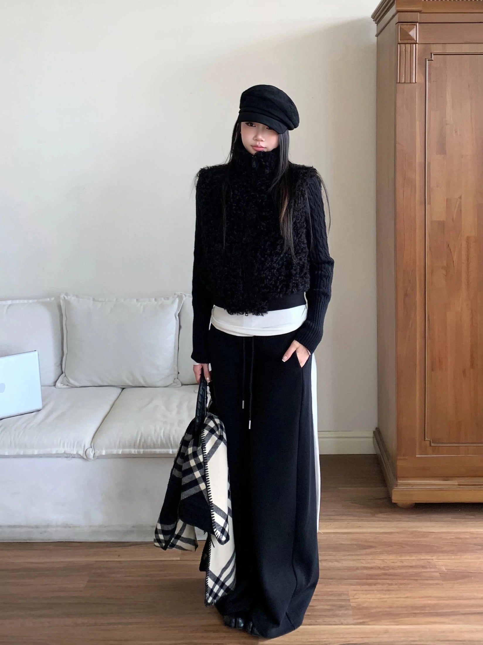 WITHMIN Low-rise Loose-fitting Fleece Straight-leg Wide-leg Pants