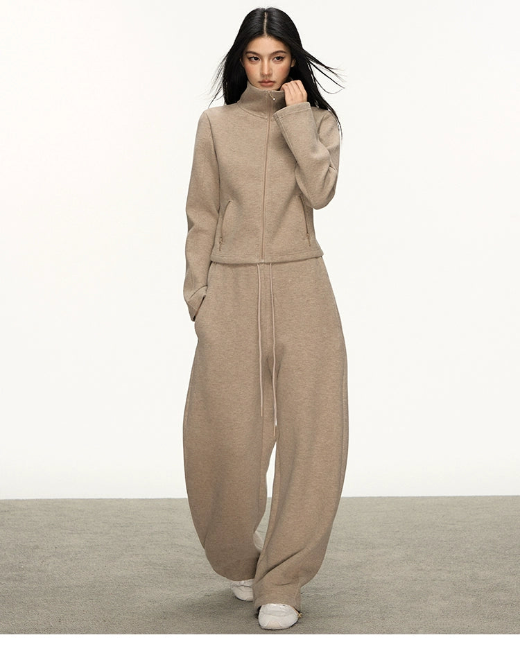 Anna Aneae Stand-up Collar Thermal Short Jacket Sweatpants Two-piece Set