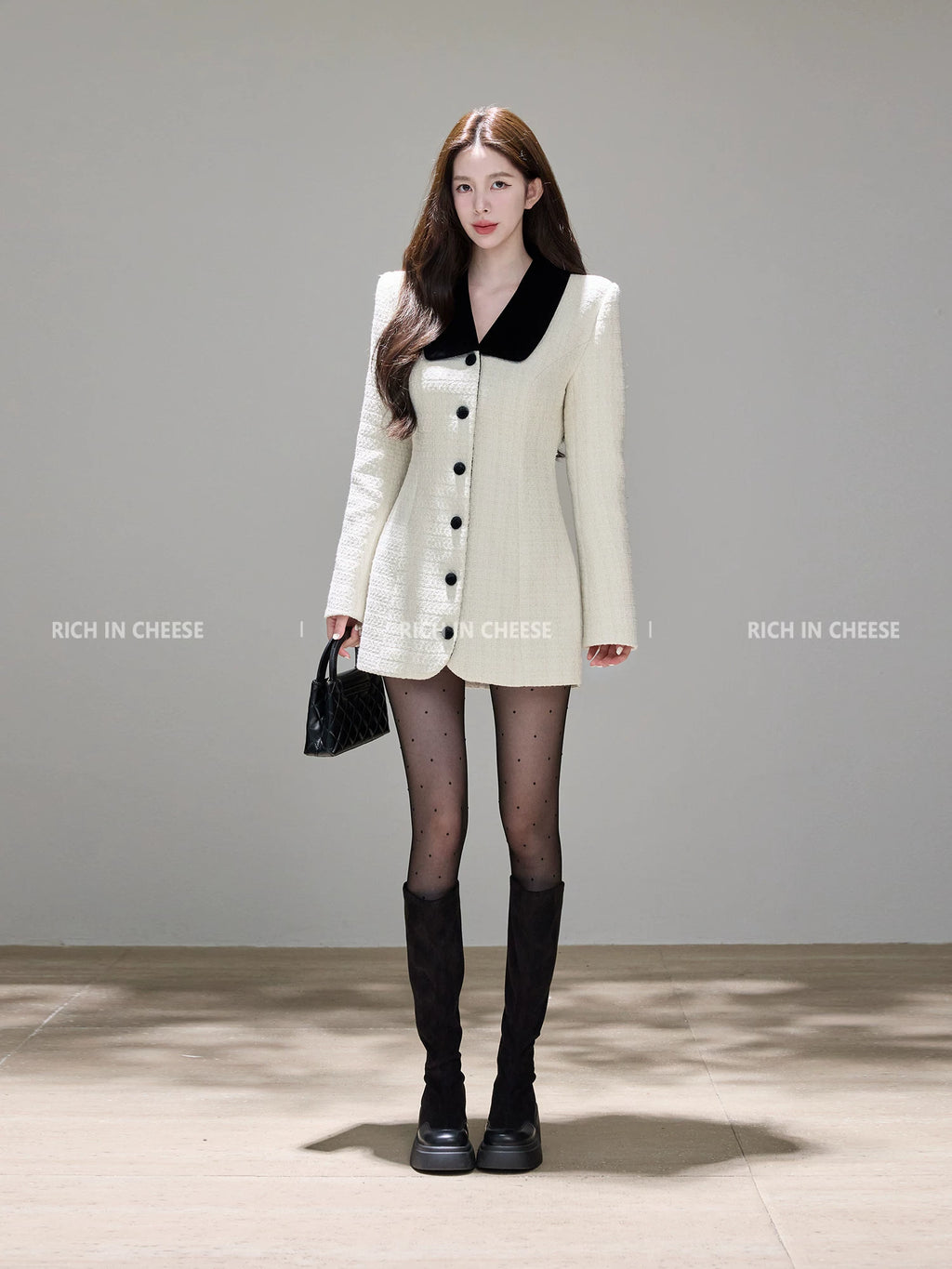 RICH IN CHEESE Premium Single-breasted Temperament Short Skirt
