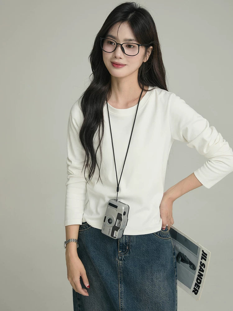 XUJING Simple V-neck Slim and Thin Tee