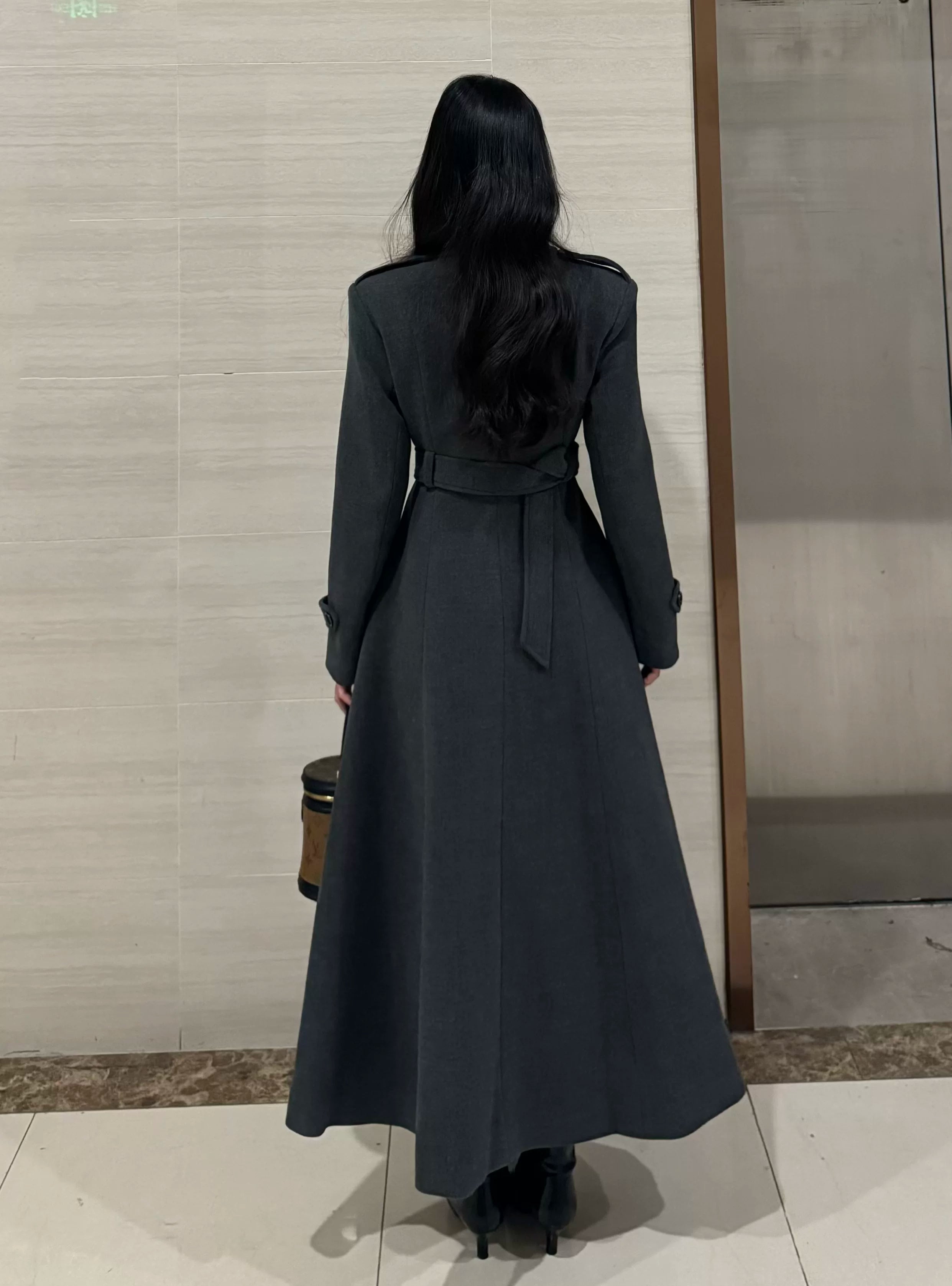 PANPANSTUDIO Minimalist Woolen Coat Medium and Long Coat