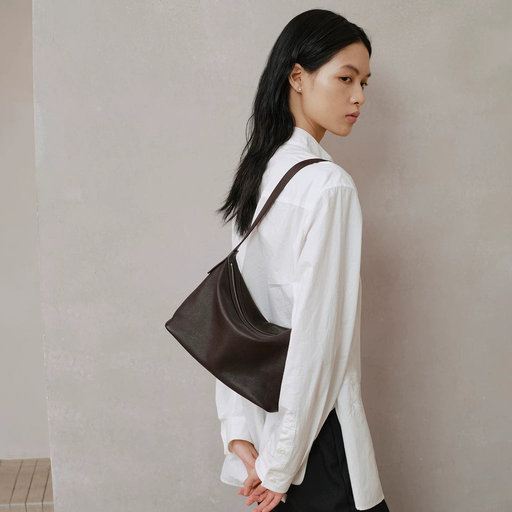AVALEA Retro Cowhide Shoulder Messenger Bag