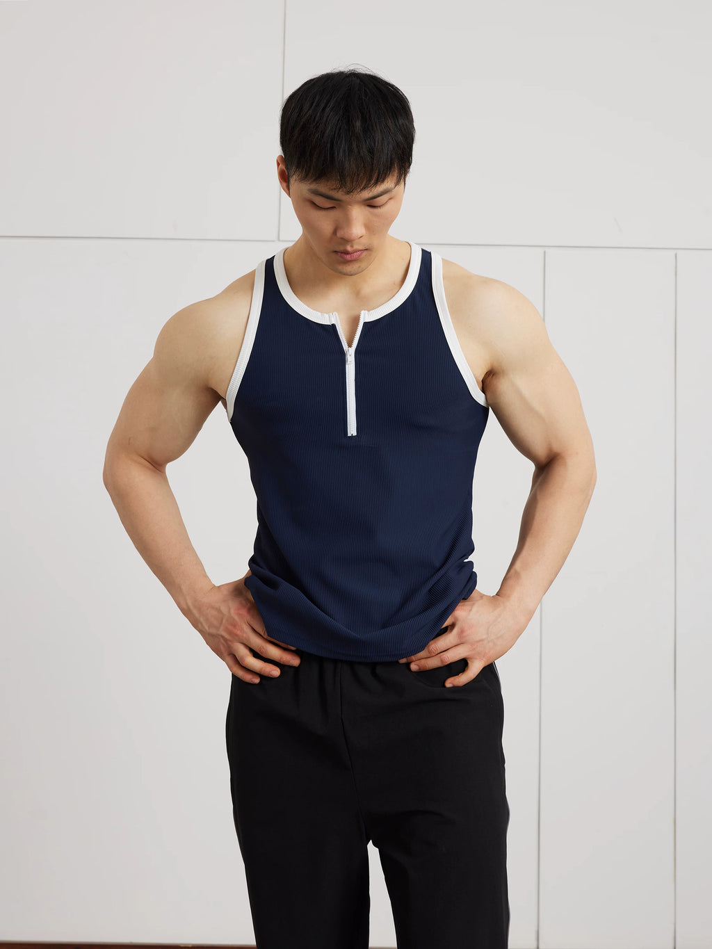 AFTERGLOW Retro Contrasting Elastic Tee