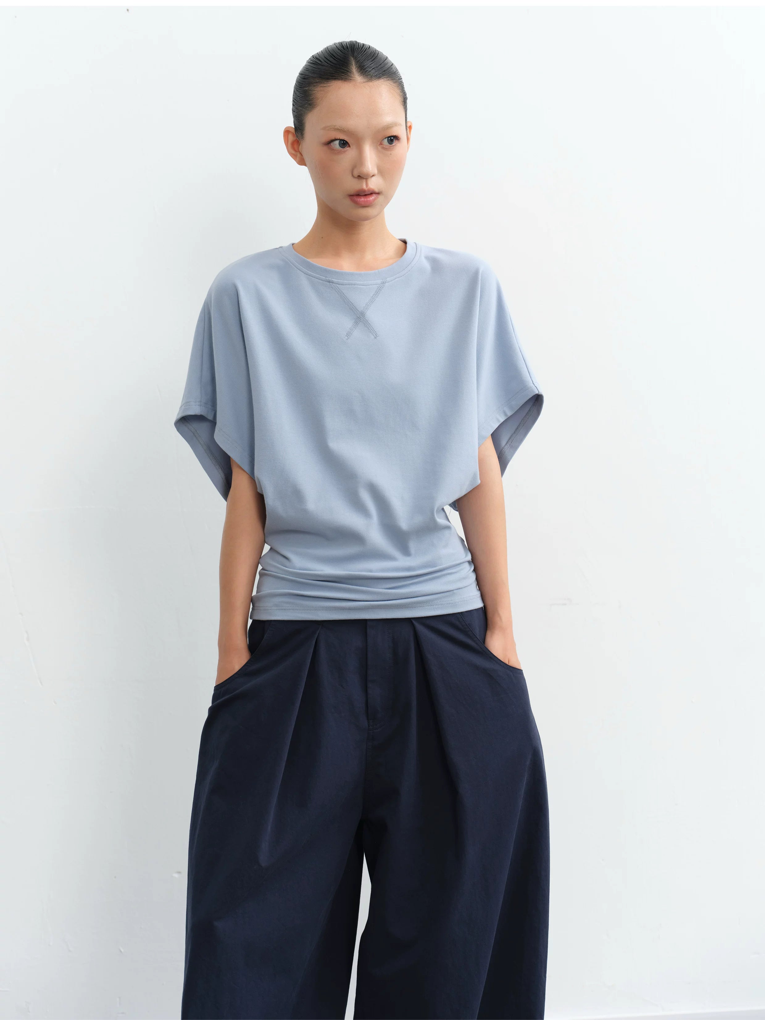 LINY LIBERTY Minimalist Lazy Loose Round Neck Tee