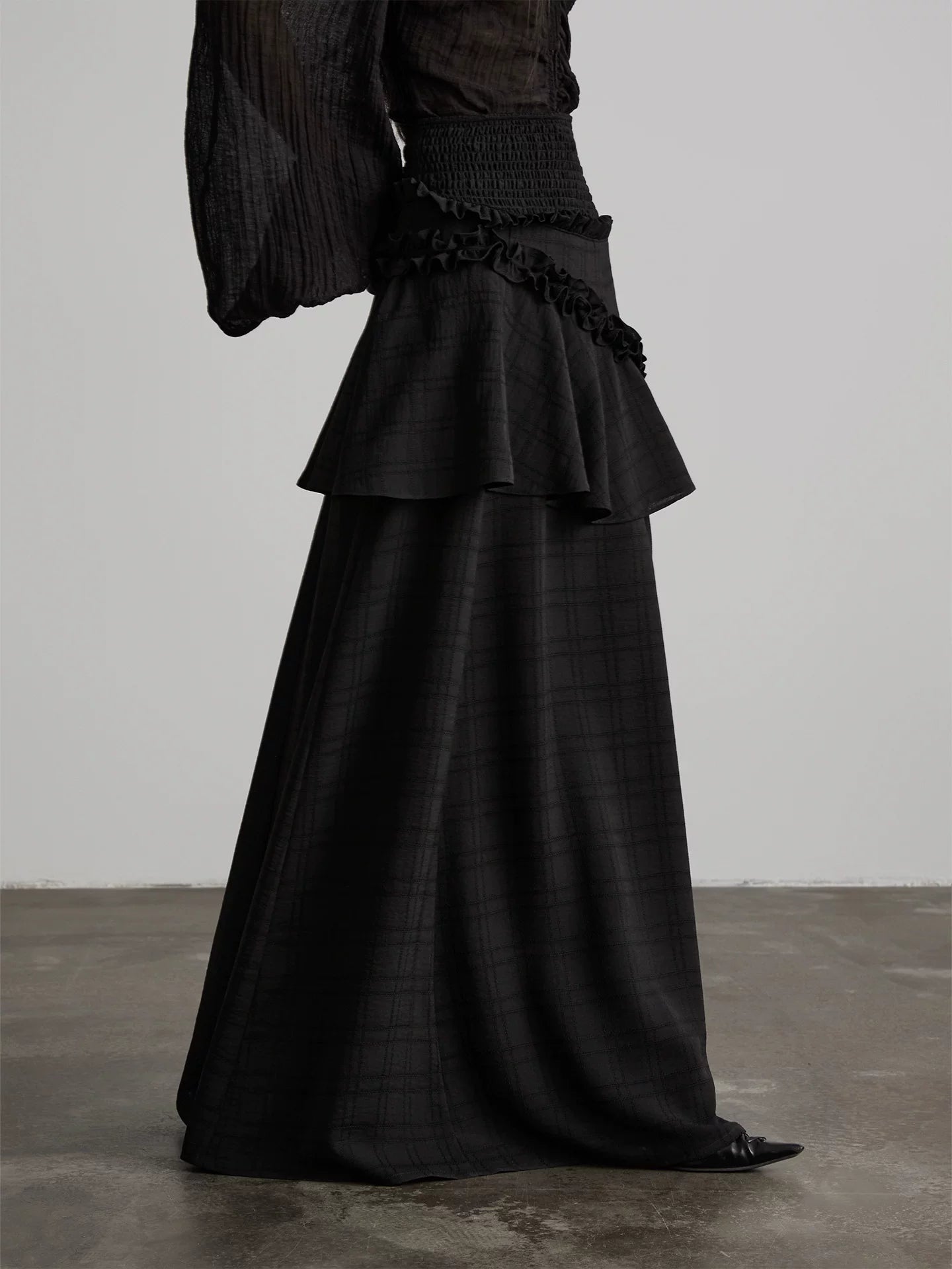 INDULGE Ruffle Edge Splicing Streamer Skirt