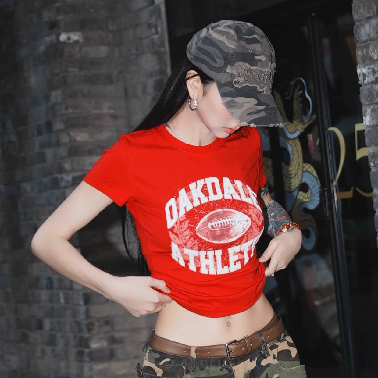 OOTC Sports Style Versatile and Thin Casual Tee