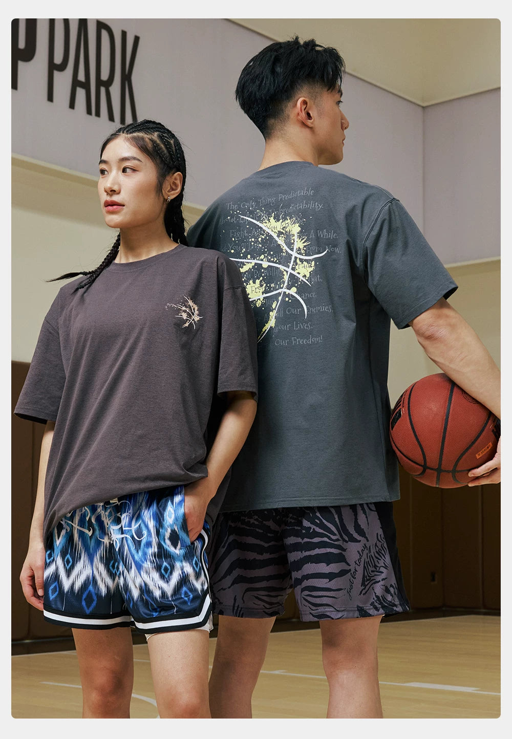 LUSHISI Casual Loose Tee