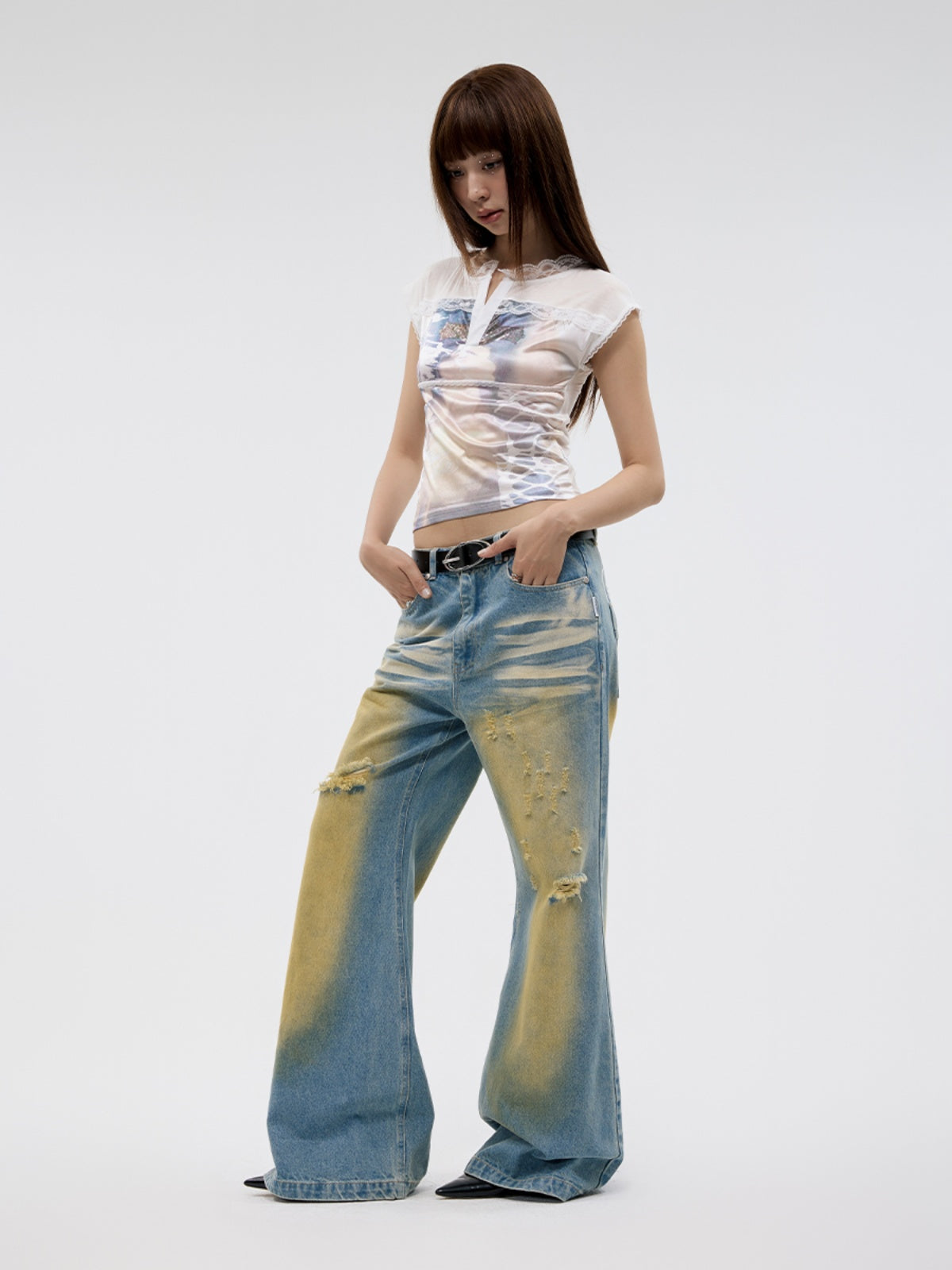 FUNKYFUN Lace Collage Full Print Small Flying Sleeve Tee