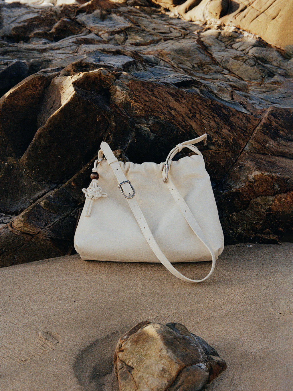AVALEA Vintage Shoulder Bucket Bag
