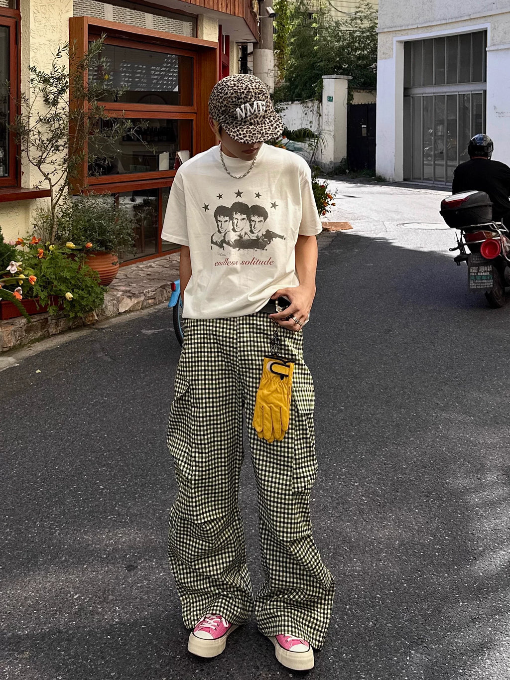 CENSMADE TD Portrait Distressed Printed Waxy Breathable Tee