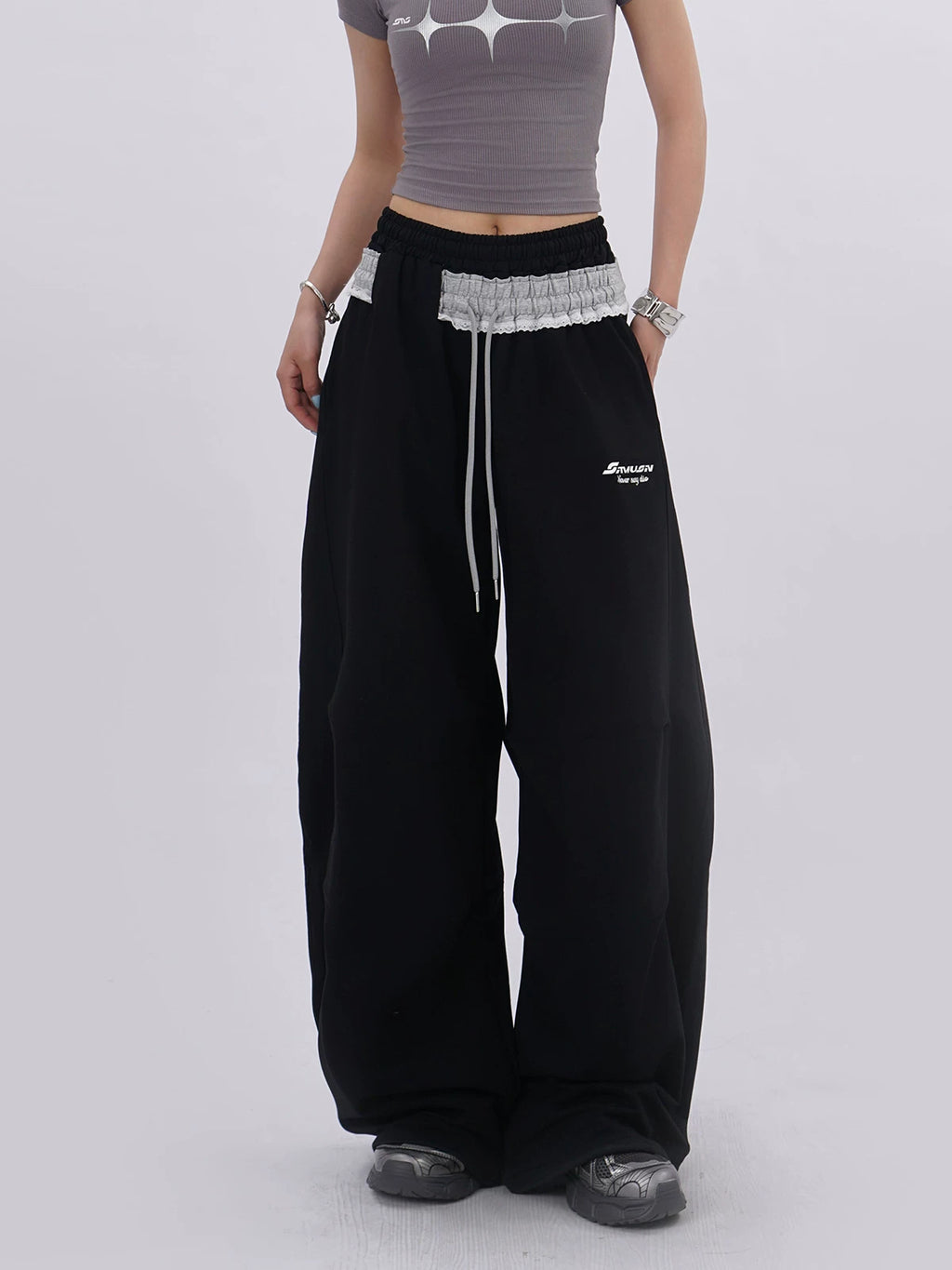 SAMUSAN Double-waisted Lace Contrasting Sports Slacks