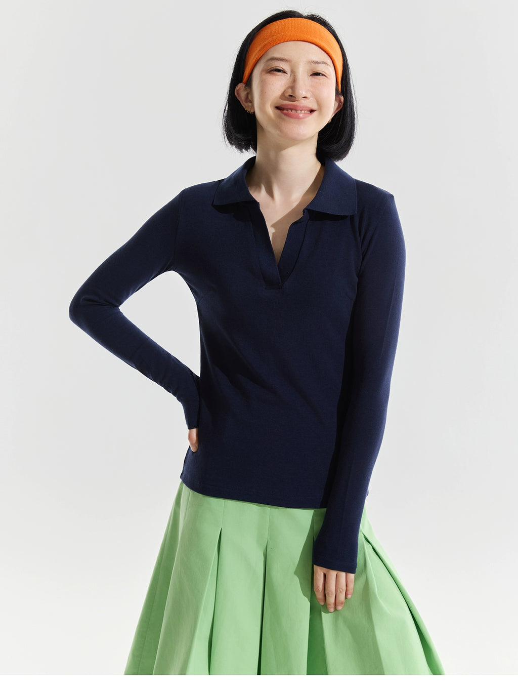 OWOX V-neck Simple Slim-fitting and Thin Polo Shirt