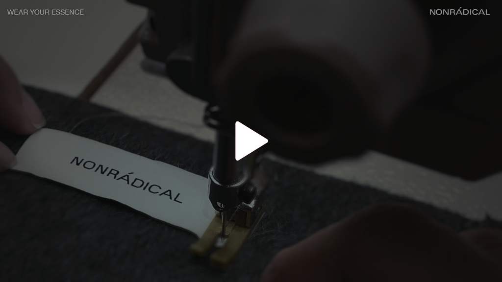 NONRADICAL fantasy chain blood-stained print jeans