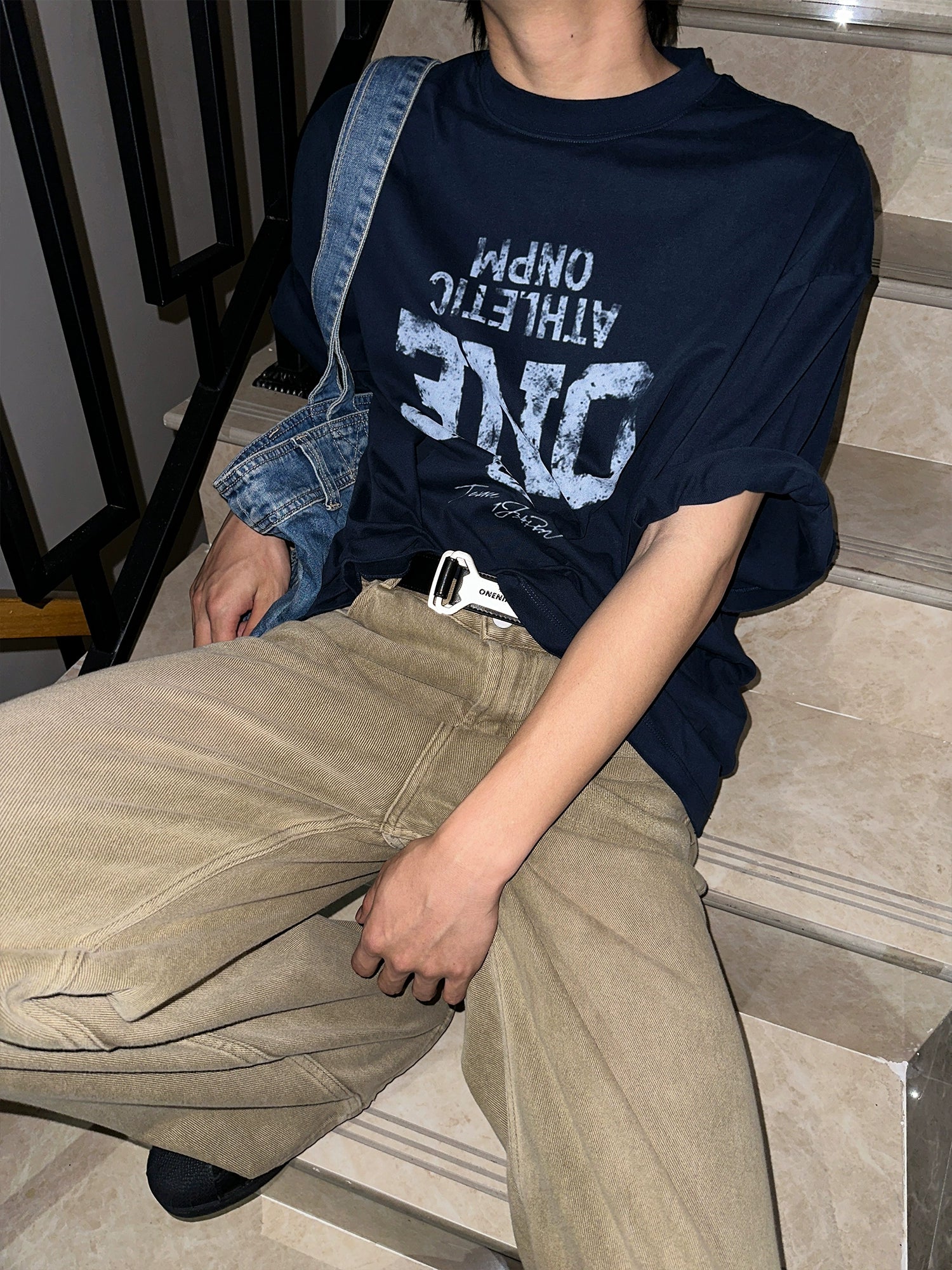 ONENINE34PM Inverted LOGO Printed Retro Loose Tee