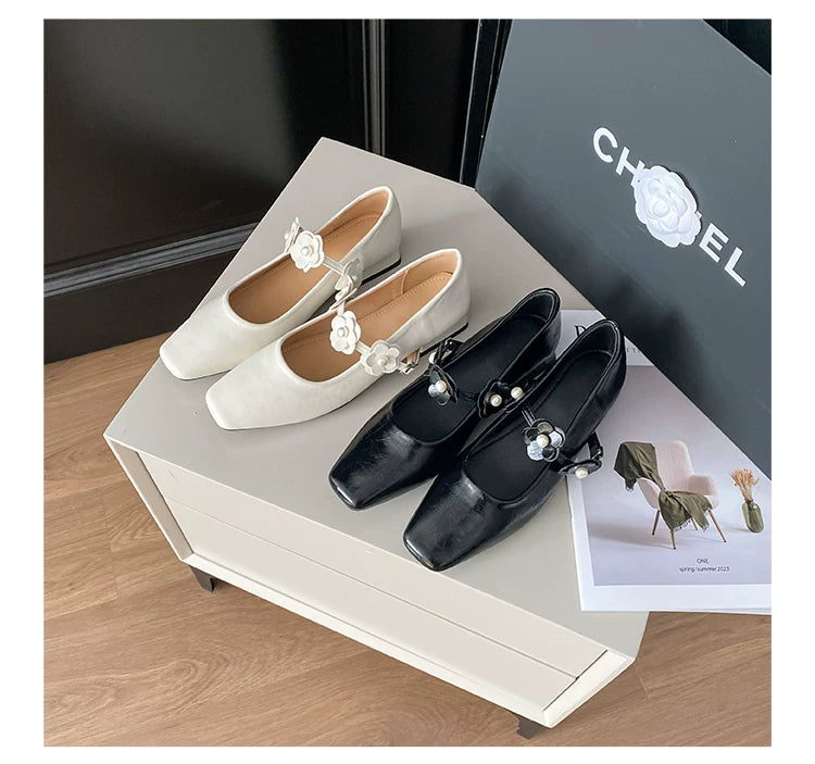 CHRNDXEE Flower Retro Soft Leather Thick Heel Light Mouth Single Shoes