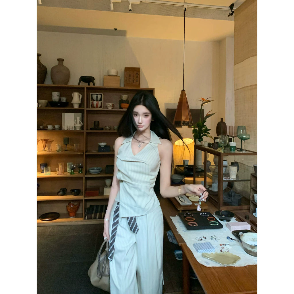 Barb Chill Striped Versatile Belt