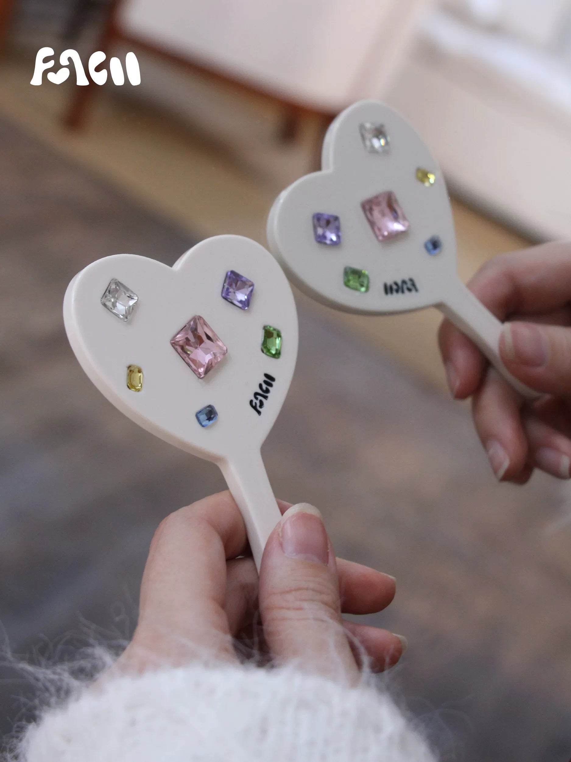 FUNCOO Love Drill Handheld Makeup Mini Mirror