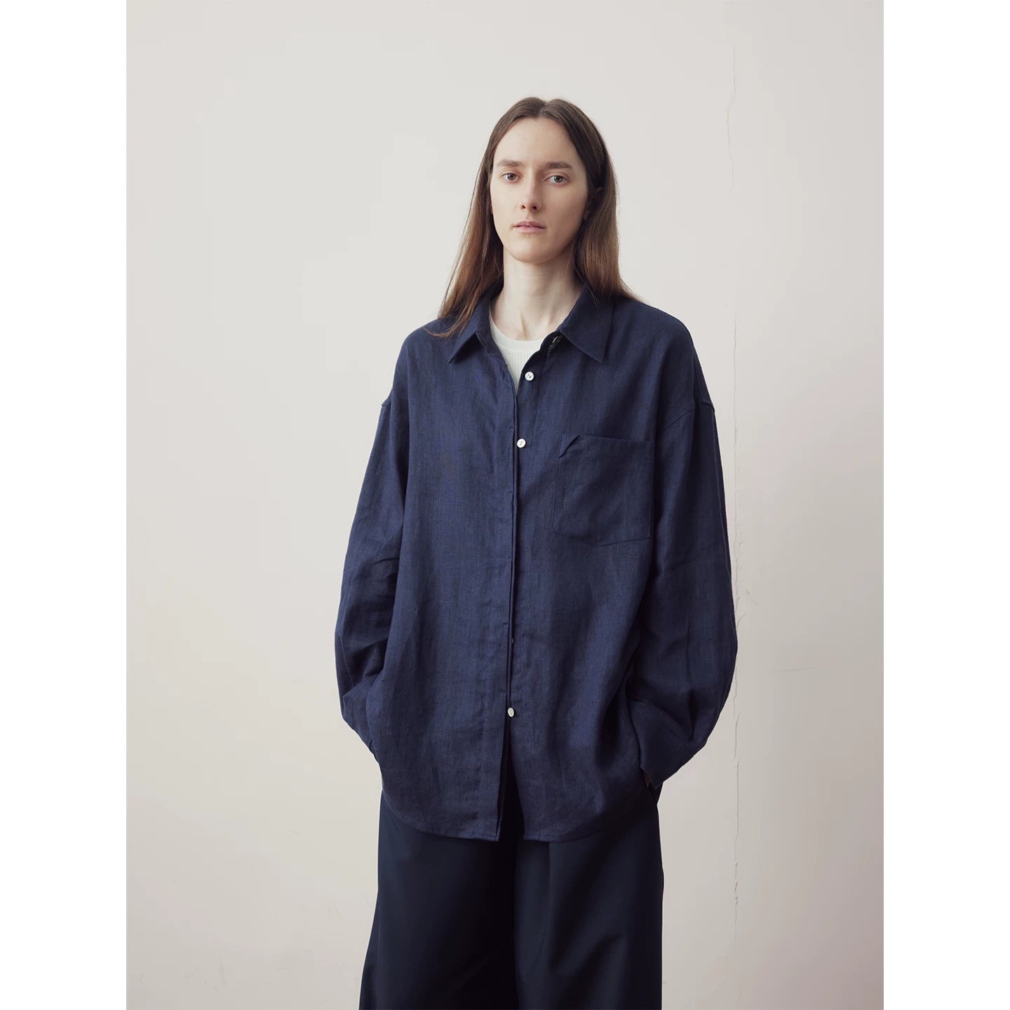 COLN Casual Loose Shoulder Long-sleeved Shirt