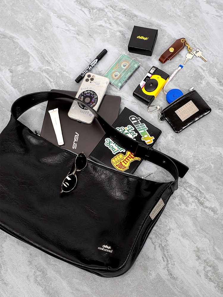 ChillHigh Premium Leather Minimalist Crossbody Bag