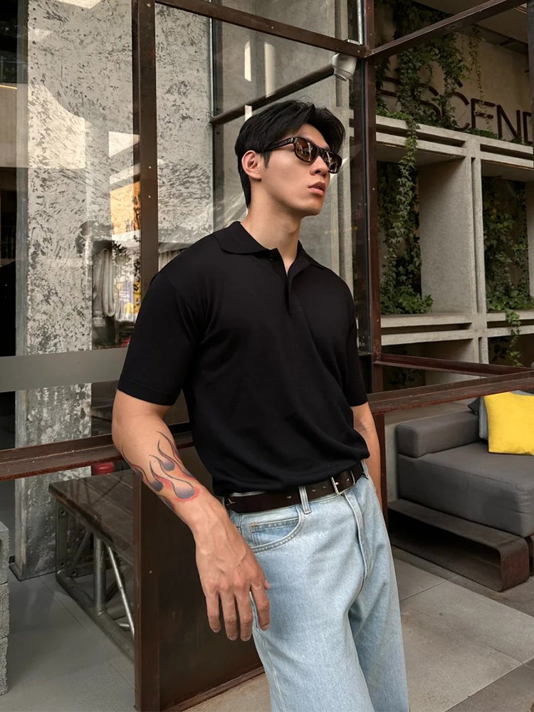 KONOOT Simple Short and Wide POLO Collar Casual Tee
