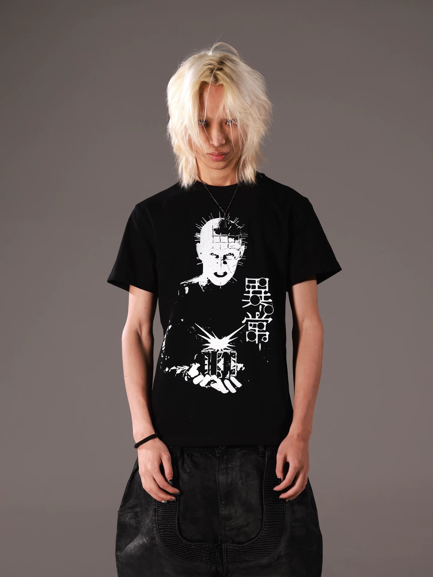 71AN Portrait Print Front Shoulder Short Sleeve T-Shirt