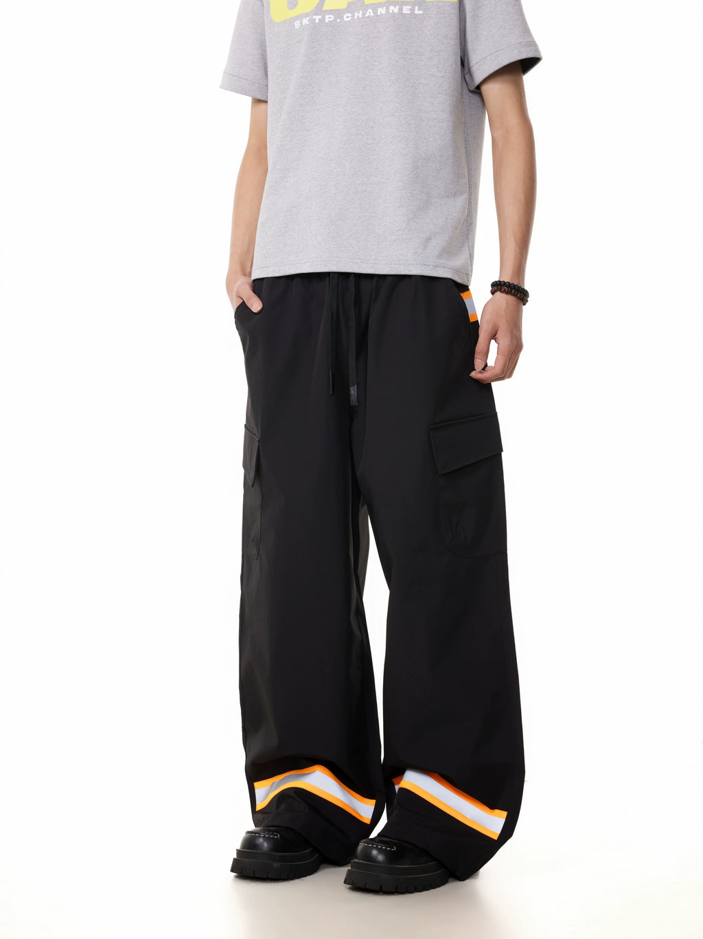 BTSG Three-dimensional Multi-pocket Retro Loose Wide-leg Cargo Pants