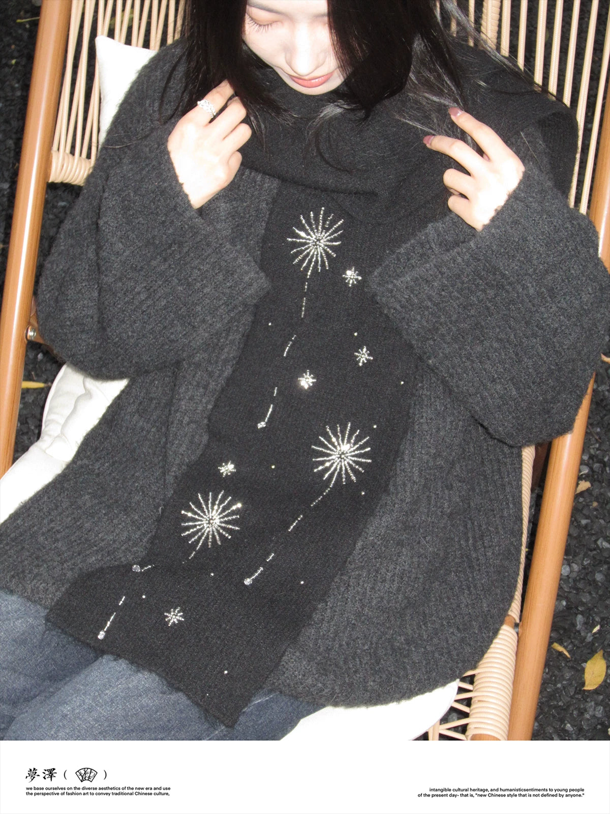 LOUMUTAKU Handmade Fireworks Crystal Beaded Knitted Scarf