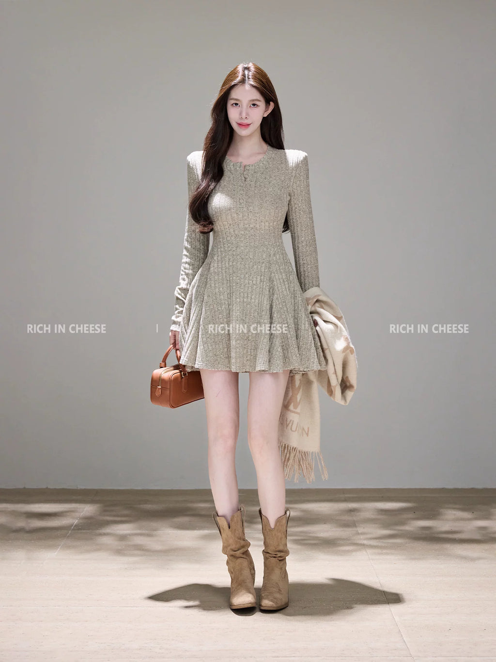 RICH IN CHEESE  Knitted Waist Dress