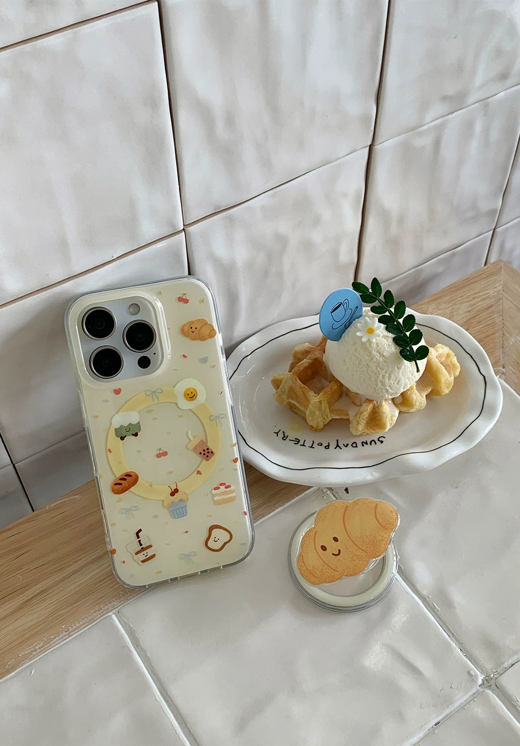 Kano Bread Print Mobile Phone Case with Stand