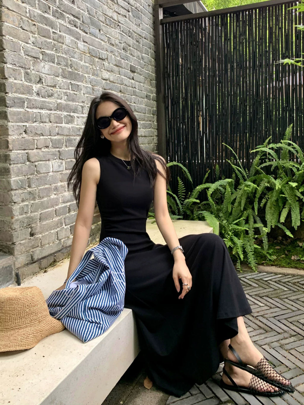 Pusumede Waist Crew Neck Knitted Vest Dress