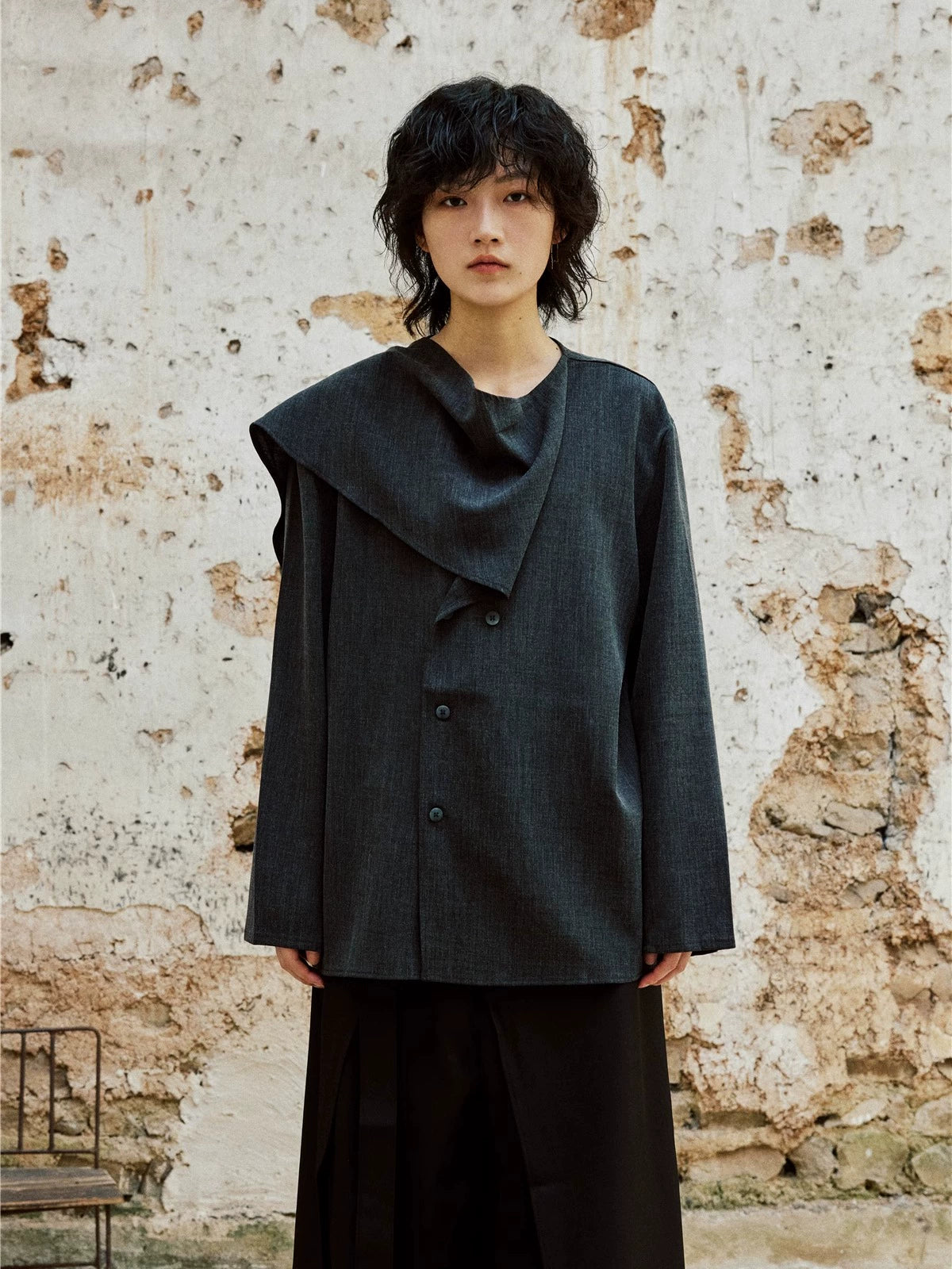 SUNYVONNE Vintage Scarf Long Sleeve Shirt