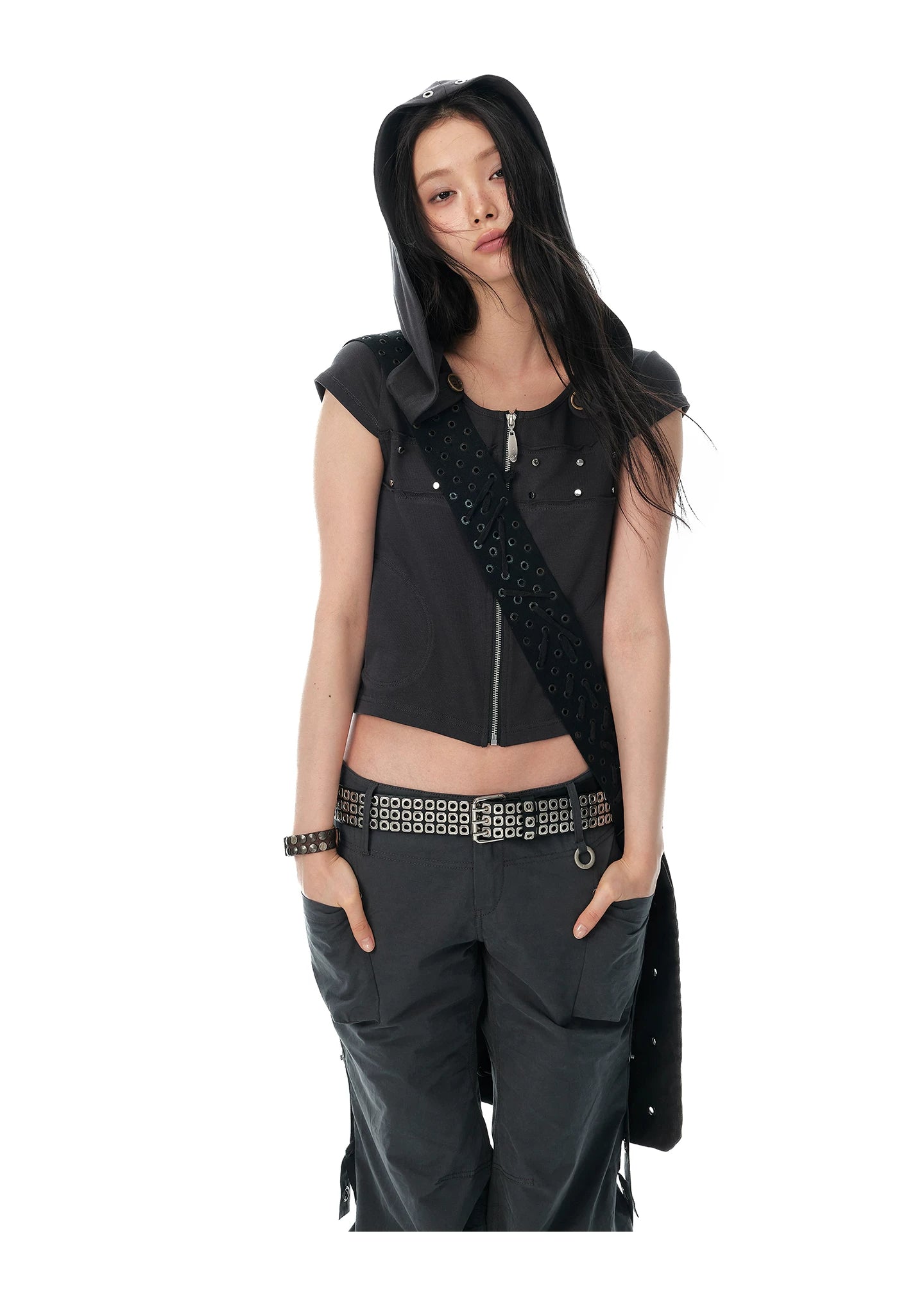 JIKOO Hand Sewn Rivet Removable Oblique Hooded Tee