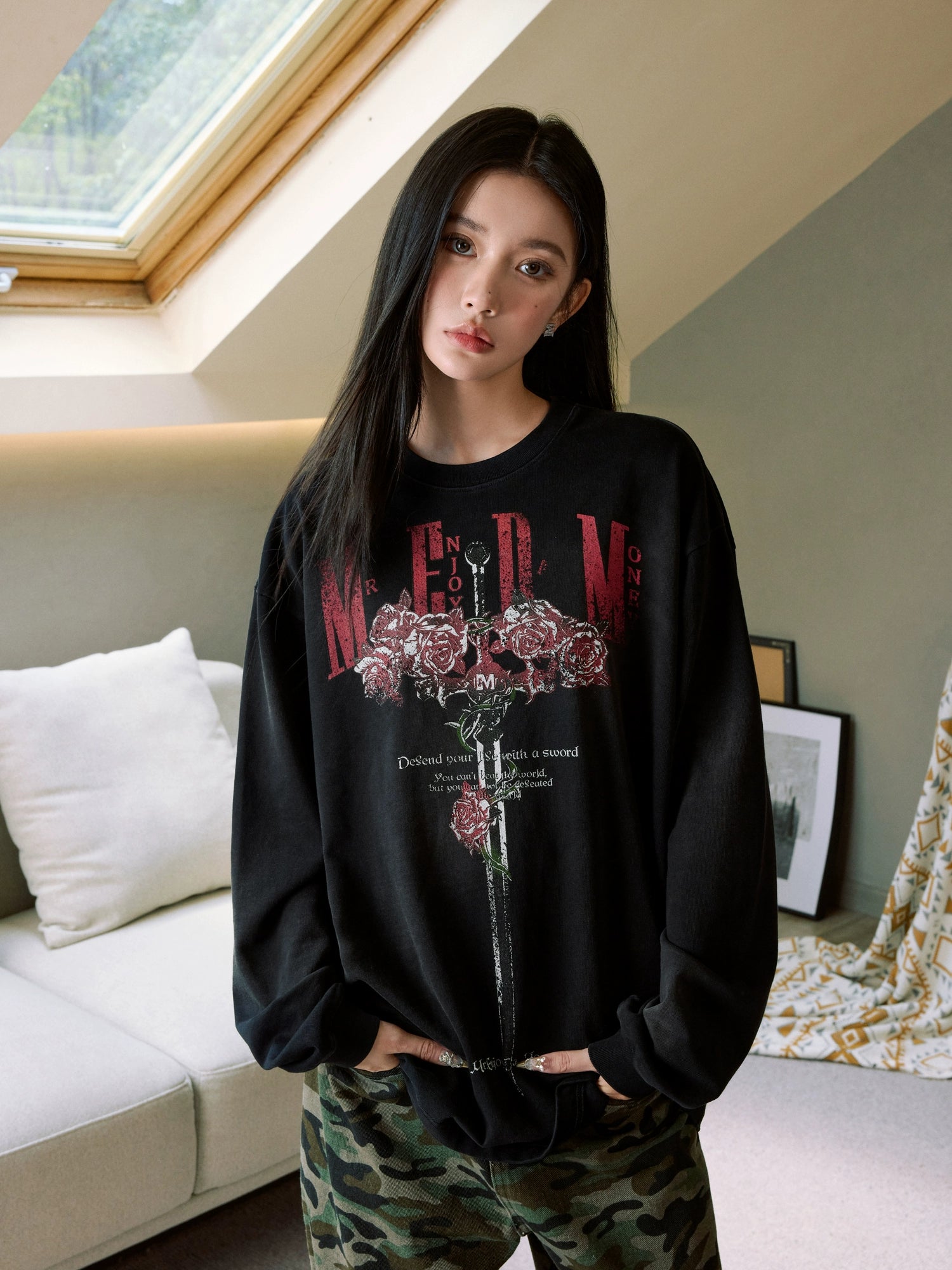 MEDM Rose and Sword Wash Vintage Long Sleeve
