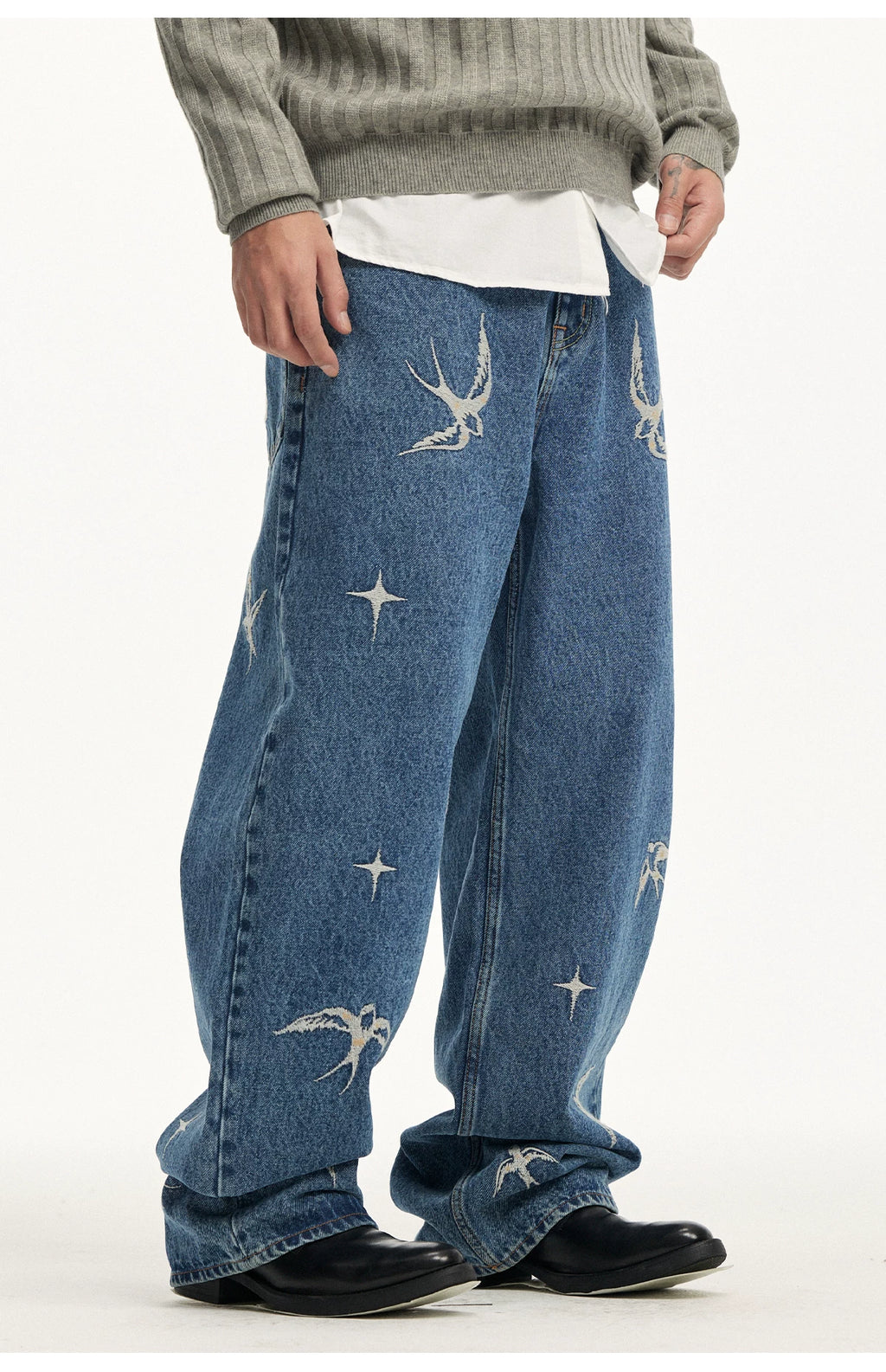 CoosRetro Embroidered Washed Old Jeans