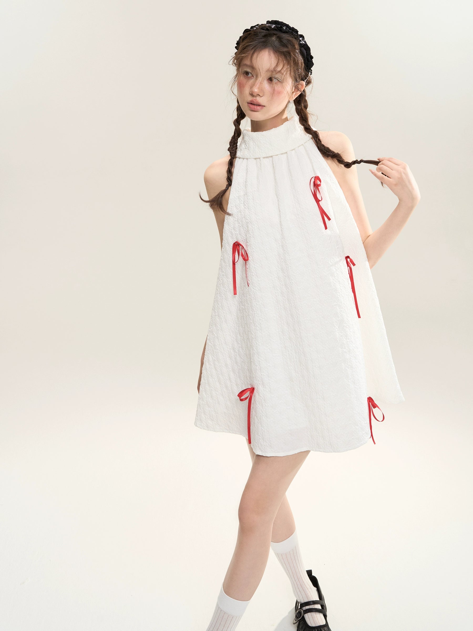 SASSY MOODY Three-dimensional Bow Dress